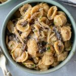 creamy french onion mushroom pasta